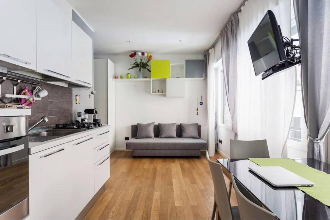 Delizioso Bilocale In Bocconi - Porta Romana Milan Luaran gambar